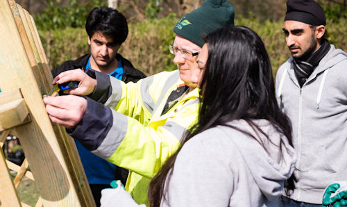 Students volunteering in Whitworth Park
